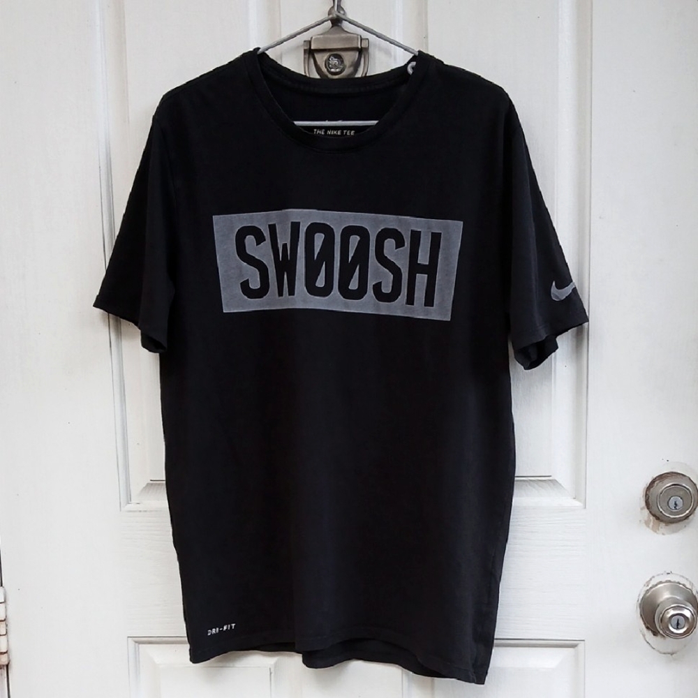 NIKE DRI-FIT Swoosh T-Shirt SZ L